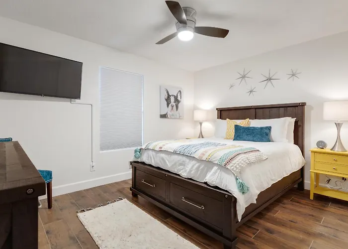 Holiday home Desert Escape Minutes From Shopping, Dining & Golf