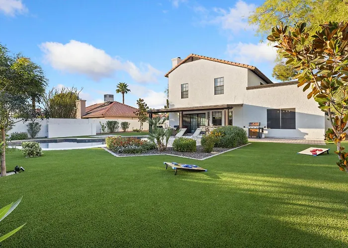 Desert Escape Minutes From Shopping, Dining & Golf * Phoenix